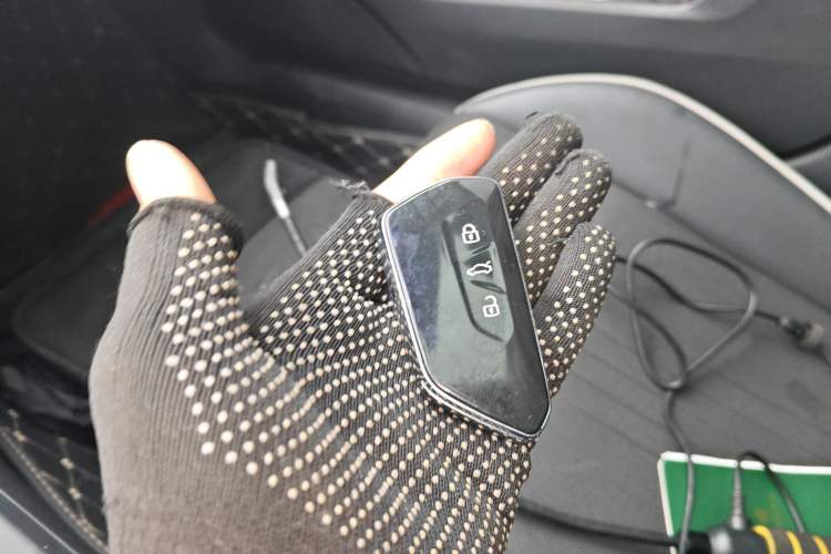 Used Volkswagen Golf 2023 Facelift 280TSI DSG Pro Vehicle Key