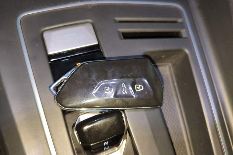 Used Volkswagen Golf 2023 280TSI DSG Pro Vehicle Key