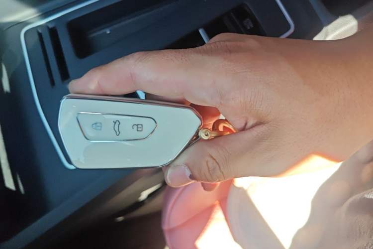 Used Volkswagen Golf 2023 Facelift 280TSI DSG R-Line Lite Vehicle Key