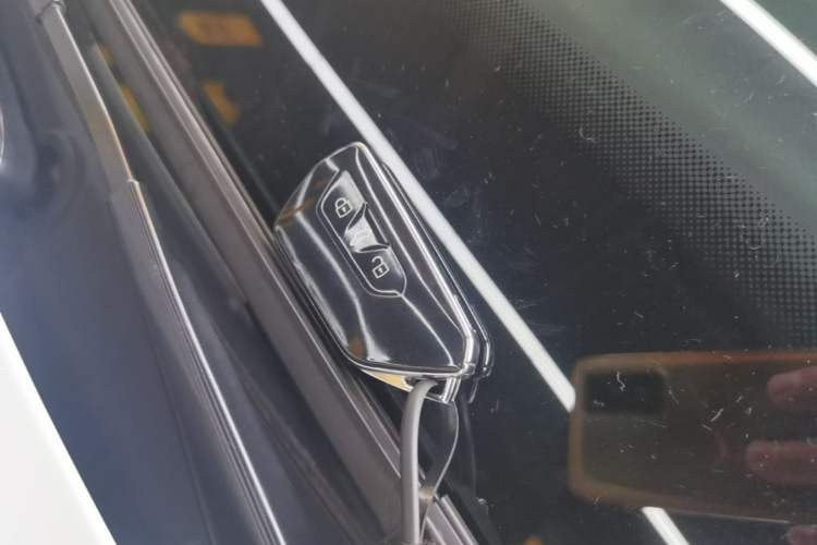 Used Volkswagen Golf 2023 280TSI DSG Pro Vehicle Key