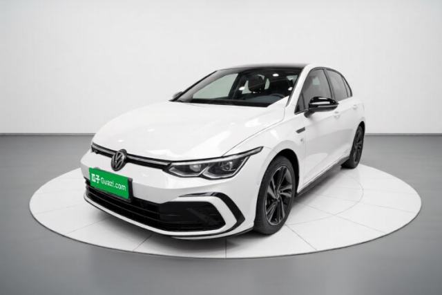 Ojetý Volkswagen Golf 2023 Facelift 280TSI DSG R-Line