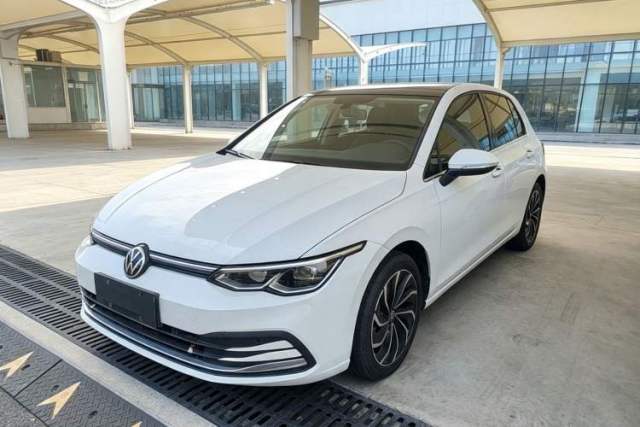 Ojetý Volkswagen Golf 2023 280TSI DSG Pro
