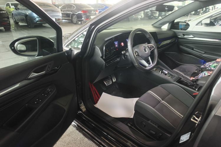 Used Volkswagen Golf 2024 280TSI DSG R-Line 50th Anniversary Edition Driver Seat