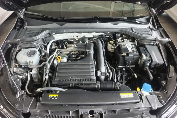 Used Volkswagen Golf 2024 280TSI DSG R-Line 50th Anniversary Edition Engine Bay