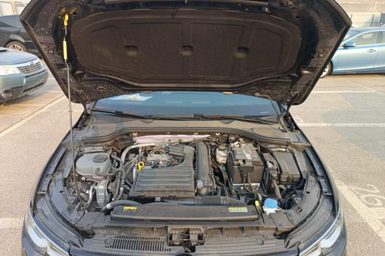 Used Volkswagen Golf 2024 280TSI DSG R-Line 50th Anniversary Edition Engine Bay