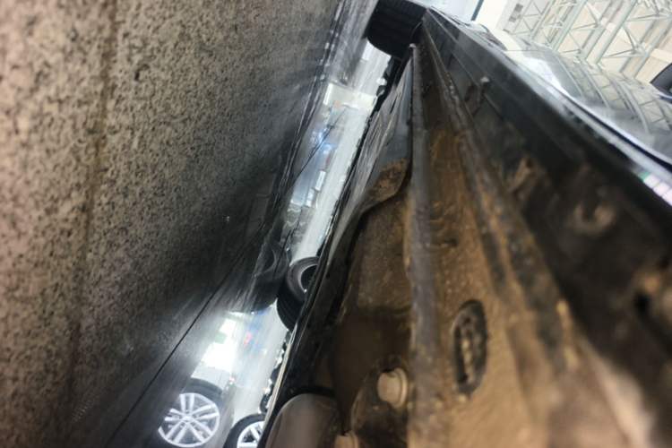 Used Volkswagen Golf 2024 280TSI DSG R-Line 50th Anniversary Edition Left Side Sill