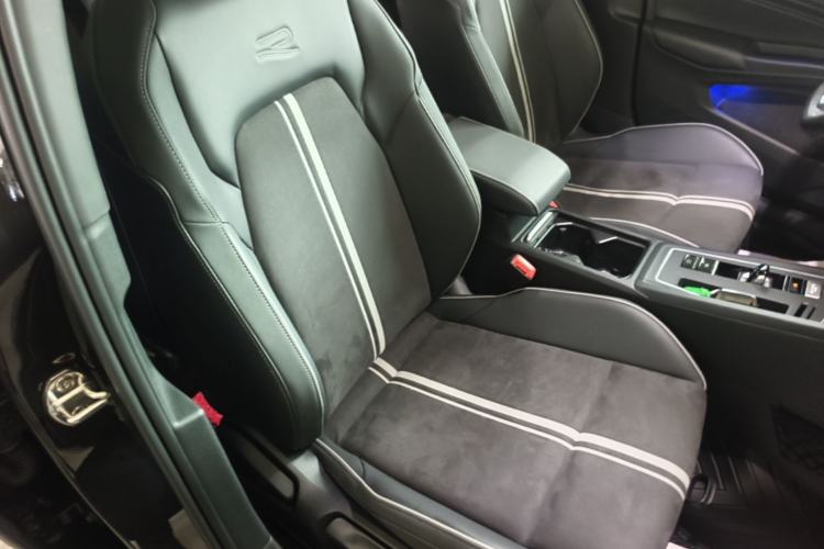 Used Volkswagen Golf 2024 280TSI DSG R-Line 50th Anniversary Edition Right Front Seat