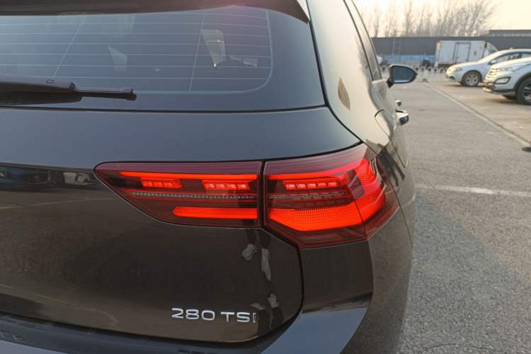 Used Volkswagen Golf 2024 280TSI DSG R-Line 50th Anniversary Edition Right Rear Taillight