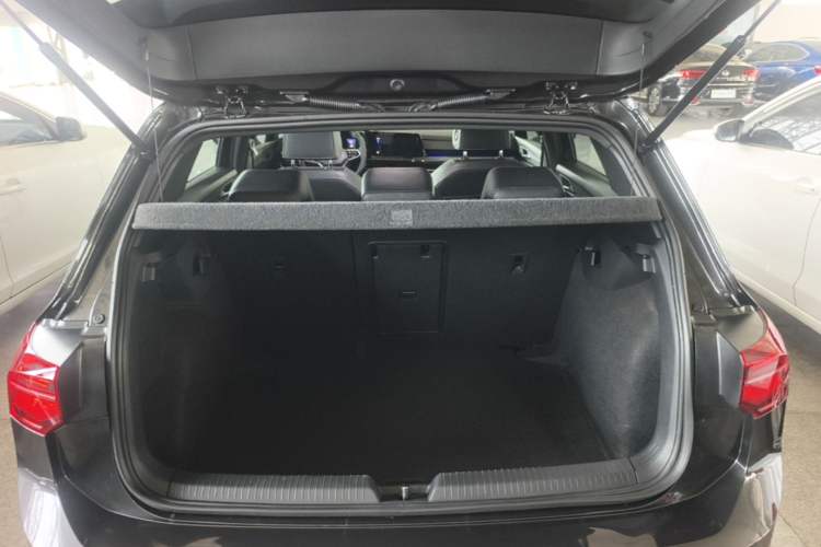 Used Volkswagen Golf 2024 280TSI DSG R-Line 50th Anniversary Edition Trunk