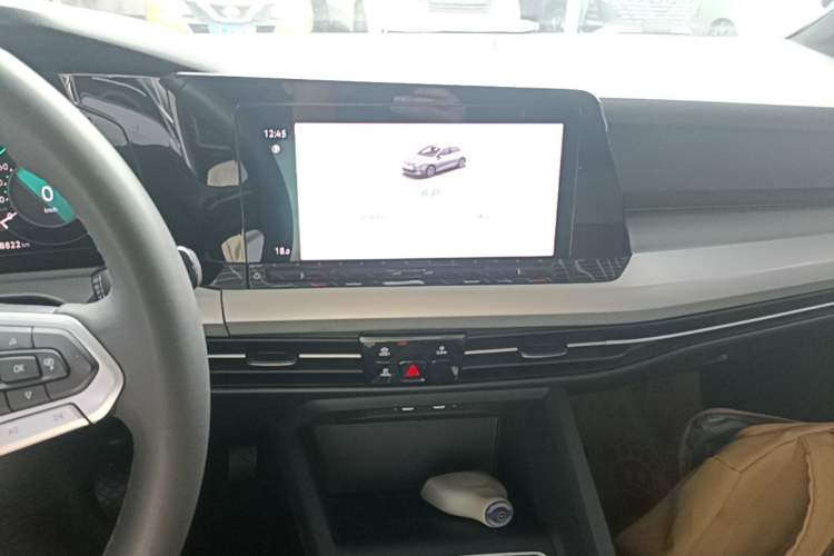 Used Volkswagen Golf 2024 280TSI DSG Pro 50th Anniversary Edition Audio And AC Panel