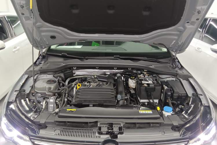 Used Volkswagen Golf 2024 280TSI DSG Pro 50th Anniversary Edition Engine Bay