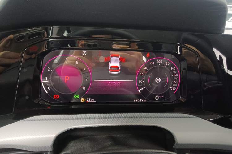 Used Volkswagen Golf 2024 280TSI DSG Pro 50th Anniversary Edition Instrument Cluster