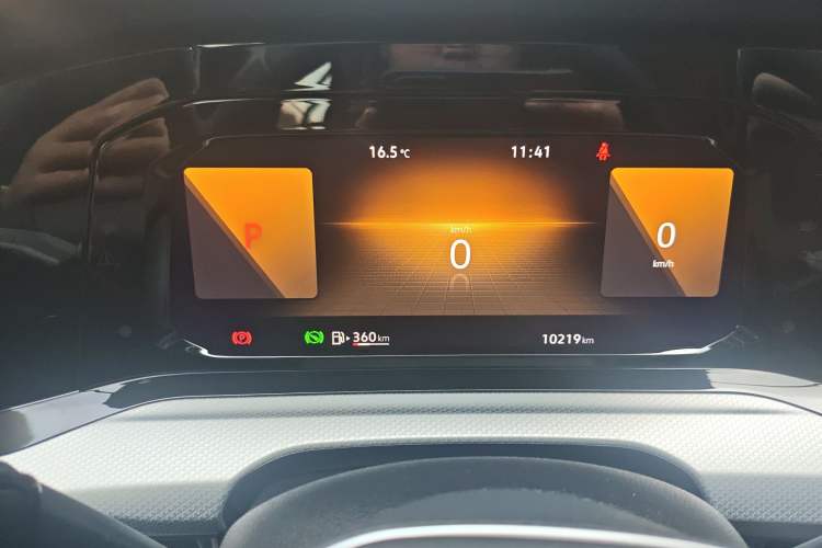 Used Volkswagen Golf 2024 280TSI DSG Pro 50th Anniversary Edition Instrument Cluster