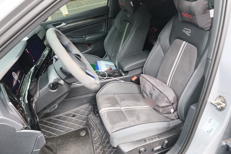 Used Volkswagen Golf 2024 280TSI DSG R-Line 50th Anniversary Edition Left Front Seat