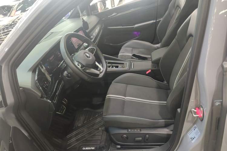 Used Volkswagen Golf 2024 280TSI DSG R-Line 50th Anniversary Edition Left Front Seat