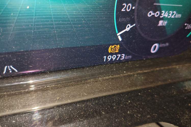 Used Volkswagen Golf 2024 280TSI DSG R-Line 50th Anniversary Edition Odometer Close Up