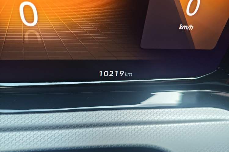 Used Volkswagen Golf 2024 280TSI DSG Pro 50th Anniversary Edition Odometer Close Up