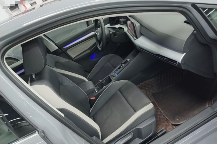 Used Volkswagen Golf 2024 280TSI DSG Pro 50th Anniversary Edition Right Front Seat