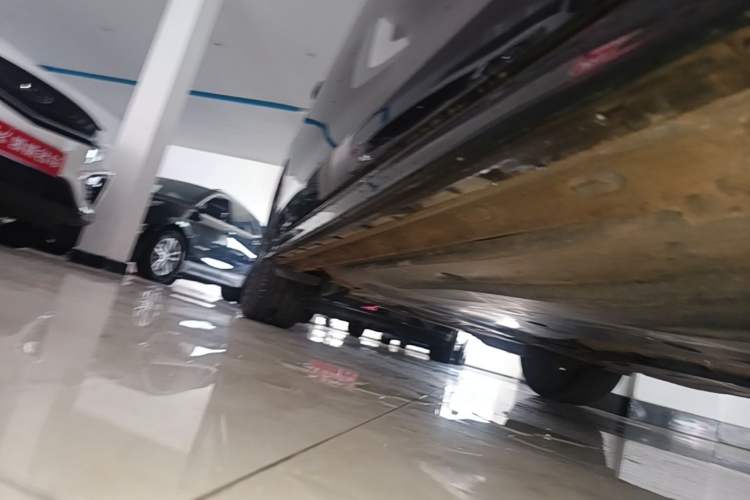 Used Volkswagen Golf 2024 280TSI DSG R-Line 50th Anniversary Edition Right Side Sill