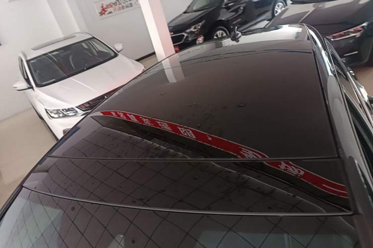 Used Volkswagen Golf 2024 280TSI DSG R-Line 50th Anniversary Edition Roof