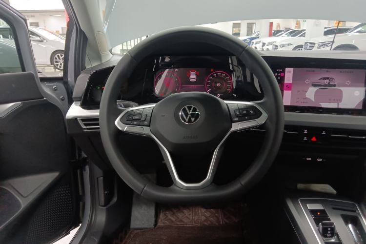 Used Volkswagen Golf 2024 280TSI DSG Pro 50th Anniversary Edition Steering Wheel