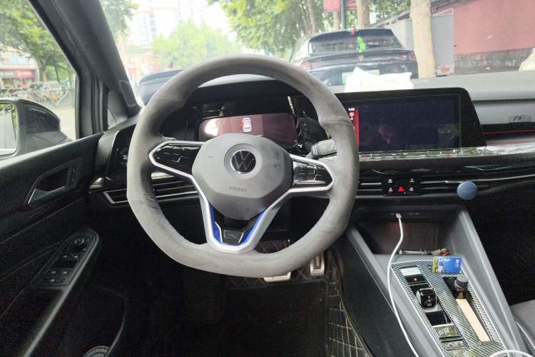 Used Volkswagen Golf 2024 280TSI DSG R-Line 50th Anniversary Edition Steering Wheel