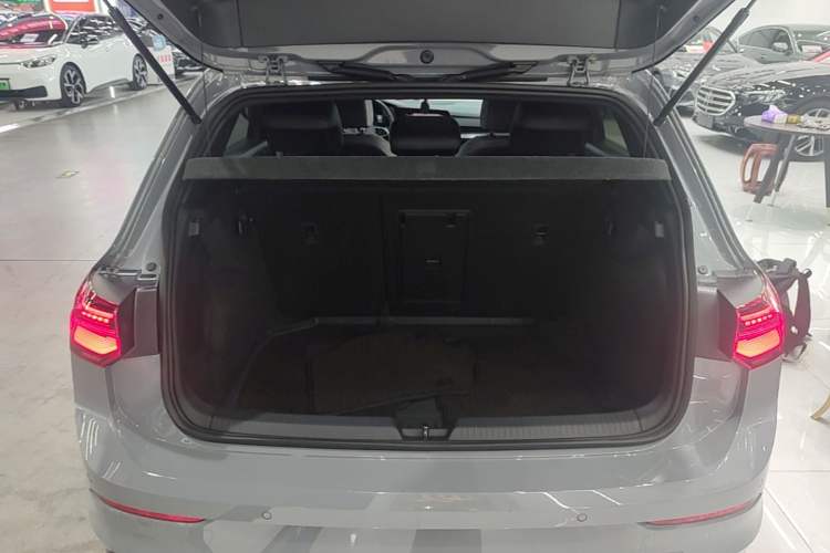 Used Volkswagen Golf 2024 280TSI DSG R-Line 50th Anniversary Edition Trunk