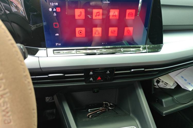 Used Volkswagen Golf 2024 280TSI DSG Pro Enjoyment Edition Audio And AC Panel