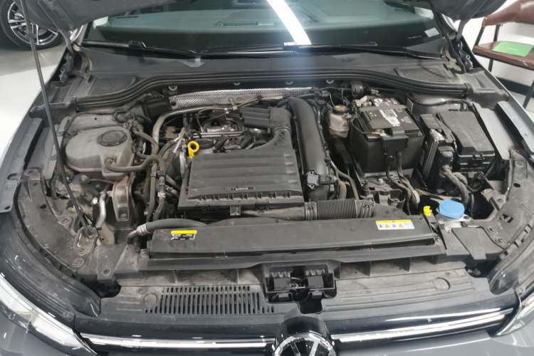 Used Volkswagen Golf 2024 280TSI DSG Pro 50th Anniversary Edition Engine Bay