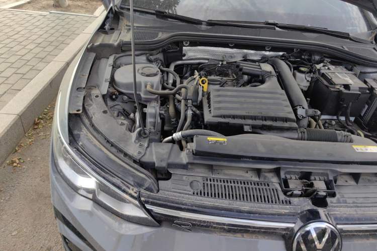 Used Volkswagen Golf 2024 280TSI DSG R-Line 50th Anniversary Edition Engine Bay Right