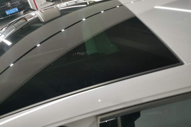 Used Volkswagen Golf 2024 280TSI DSG Pro 50th Anniversary Edition Roof