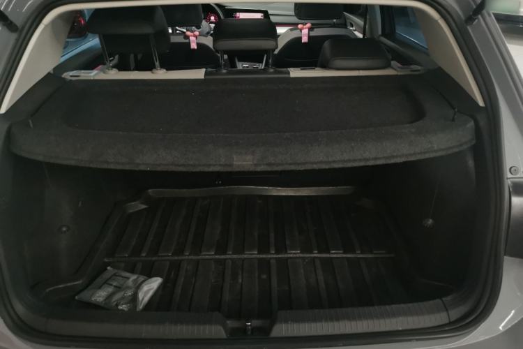 Used Volkswagen Golf 2024 280TSI DSG Pro 50th Anniversary Edition Trunk