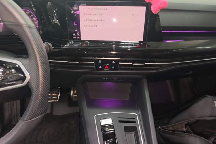 Used Volkswagen Golf 2024 280TSI DSG Pro Expert Edition Audio And AC Panel