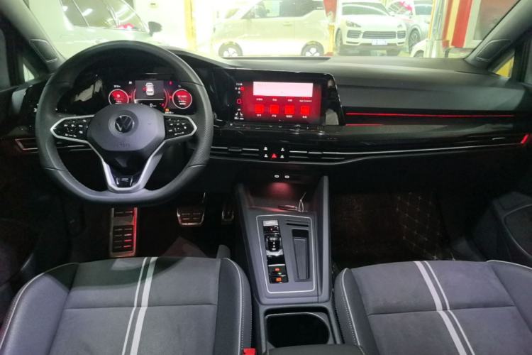 Used Volkswagen Golf 2024 280TSI DSG R-Line 50th Anniversary Edition Center Console