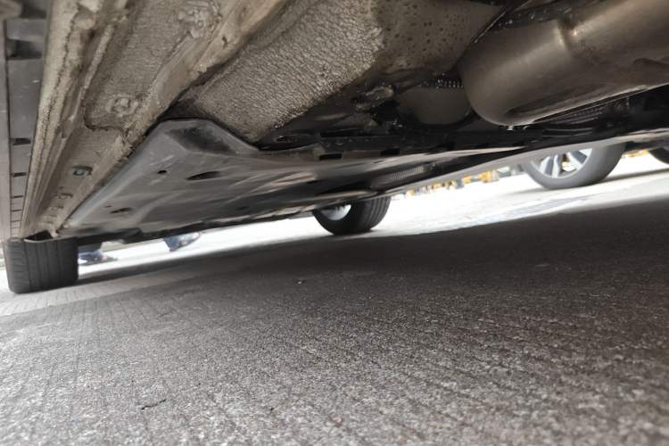 Used Volkswagen Golf 2024 280TSI DSG R-Line 50th Anniversary Edition Chassis Rear Left