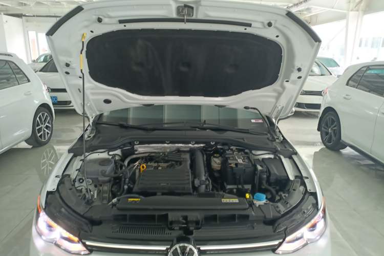 Used Volkswagen Golf 2024 280TSI DSG Pro 50th Anniversary Edition Engine Bay