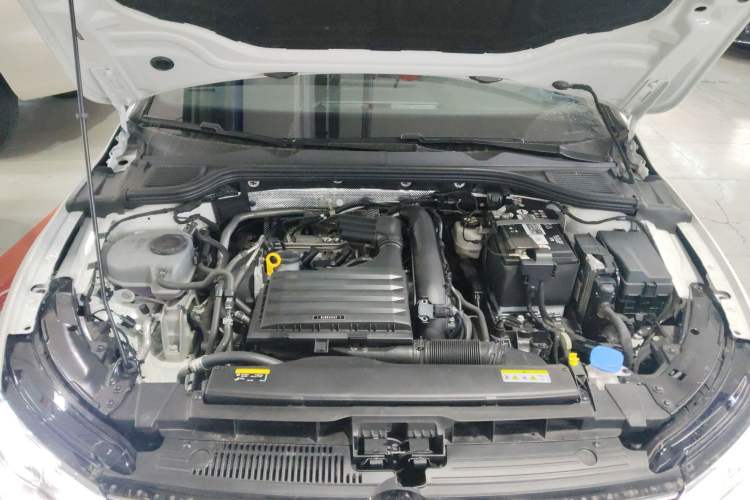 Used Volkswagen Golf 2024 280TSI DSG R-Line 50th Anniversary Edition Engine Bay