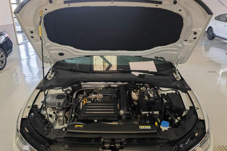 Used Volkswagen Golf 2024 280TSI DSG R-Line 50th Anniversary Edition Engine Bay