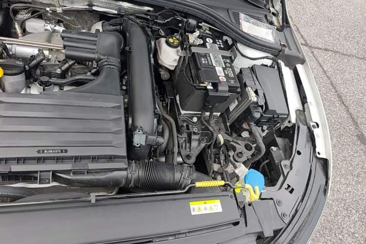 Used Volkswagen Golf 2024 280TSI DSG Pro 50th Anniversary Edition Engine Bay Left