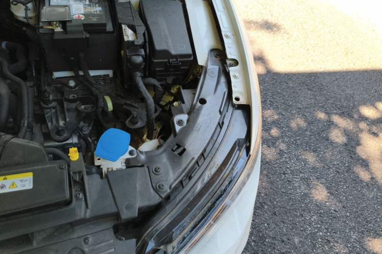 Used Volkswagen Golf 2024 280TSI DSG Pro Expert Edition Engine Bay Left