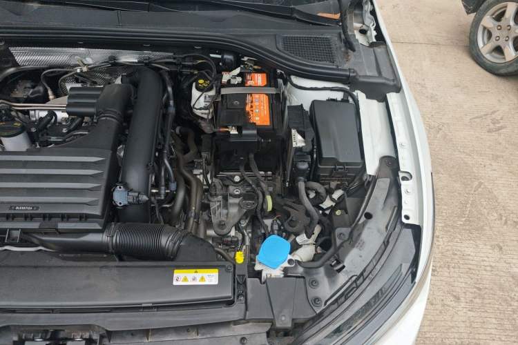 Used Volkswagen Golf 2024 280TSI DSG Pro Enjoyment Edition Engine Bay Left