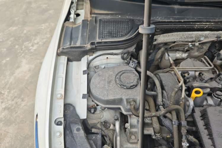 Used Volkswagen Golf 2024 280TSI DSG Pro 50th Anniversary Edition Engine Bay Right