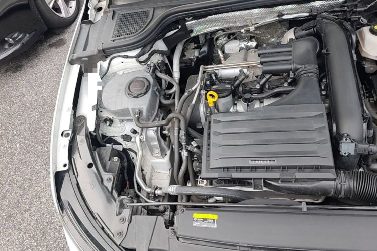 Used Volkswagen Golf 2024 280TSI DSG Pro 50th Anniversary Edition Engine Bay Right