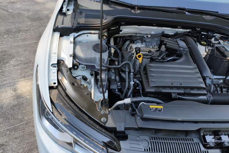 Used Volkswagen Golf 2024 280TSI DSG Pro 50th Anniversary Edition Engine Bay Right