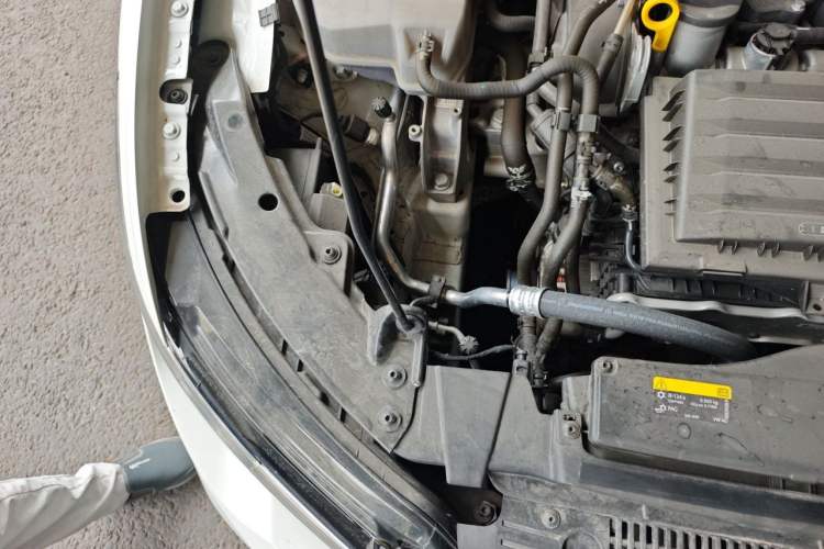 Used Volkswagen Golf 2024 280TSI DSG Pro 50th Anniversary Edition Engine Bay Right