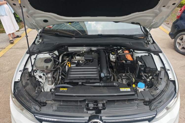 Used Volkswagen Golf 2024 280TSI DSG Pro Enjoyment Edition Engine Bay