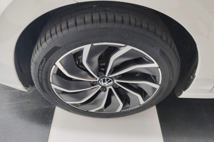 Used Volkswagen Golf 2024 280TSI DSG Pro Enjoyment Edition Exterior 4