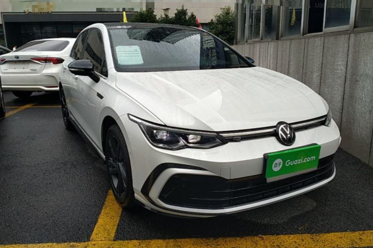 Used Volkswagen Golf 2024 280TSI DSG R-Line 50th Anniversary Edition Front Right 45 Deg