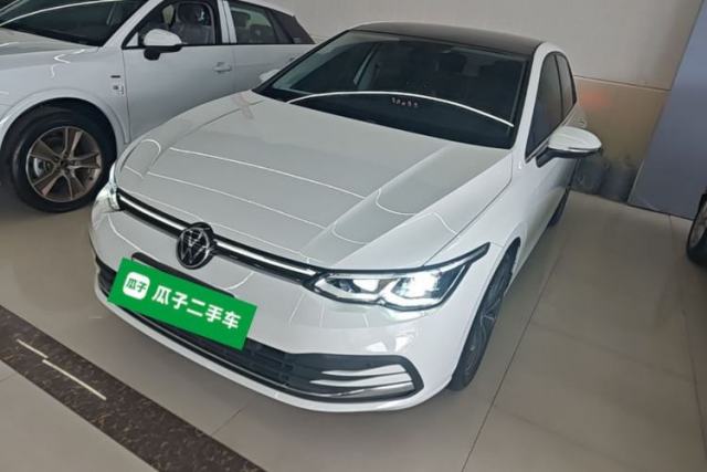 Ojetý Volkswagen Golf 2024 280TSI DSG Pro 50th Anniversary Edition