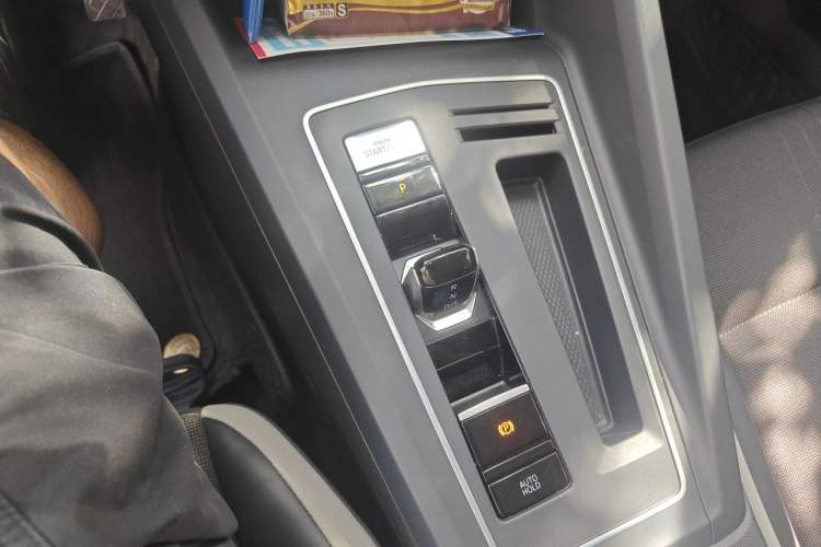 Used Volkswagen Golf 2024 280TSI DSG Pro Enjoyment Edition Gear Lever